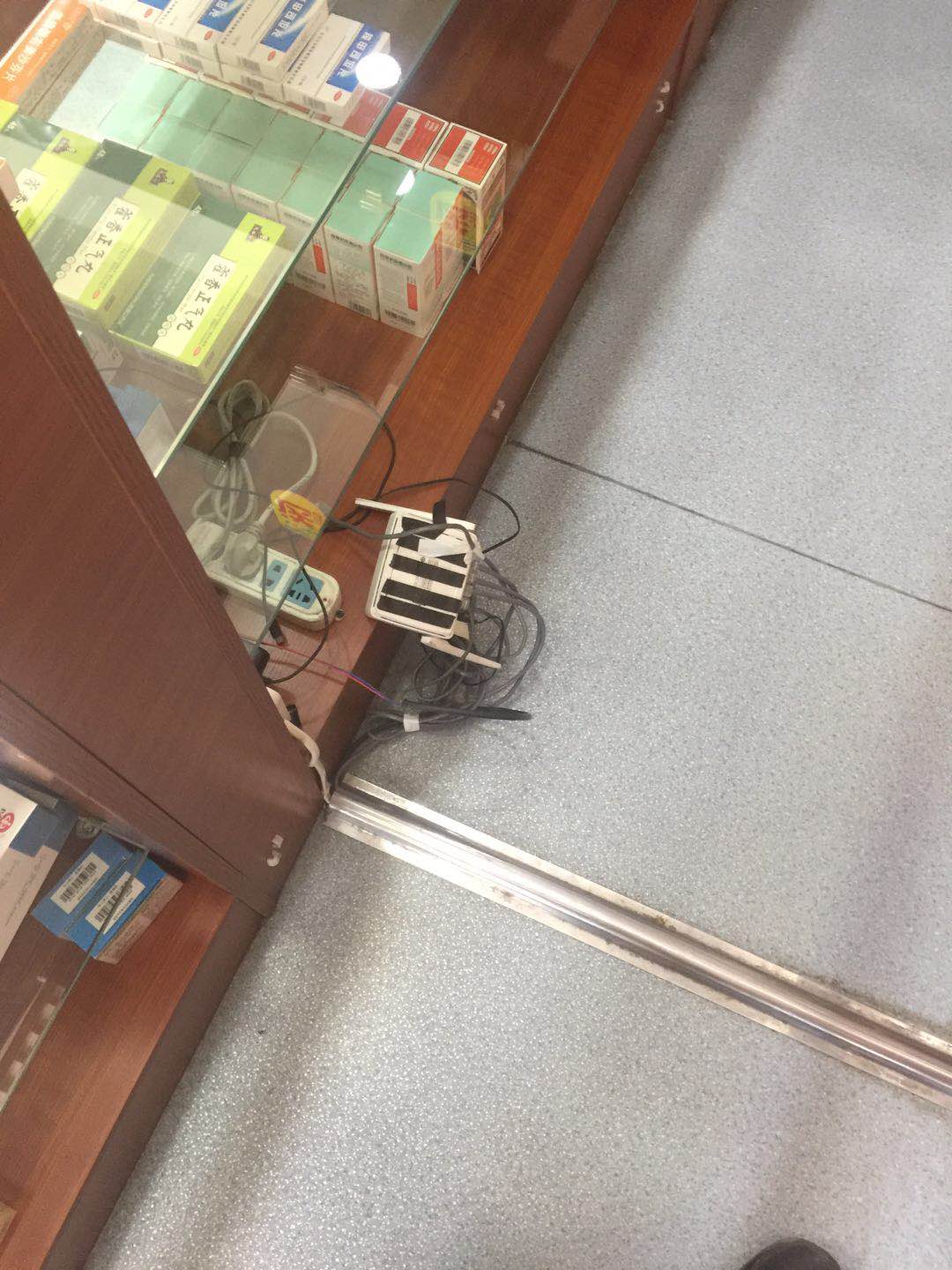 龙华路.jpg